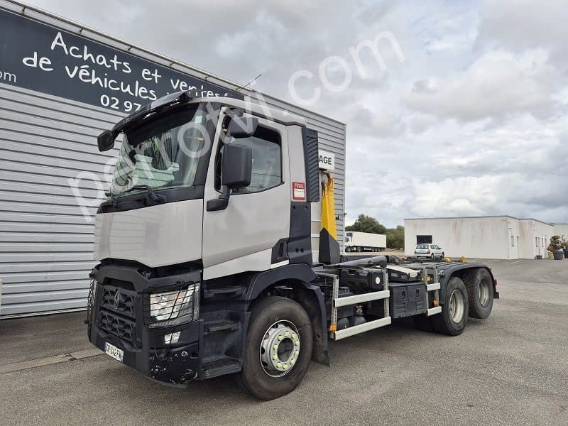 RENAULT C 460 6X2 2015