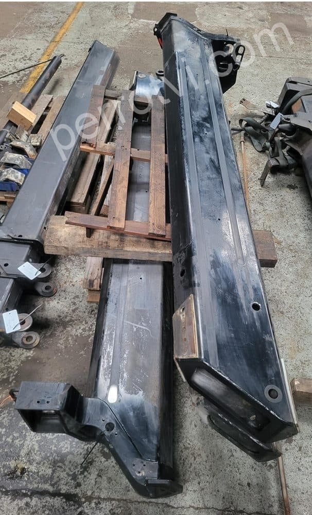GRUES PIECES DIVERSES