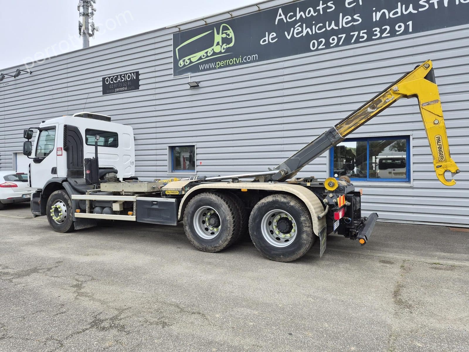 RENAULT D 430 6X2