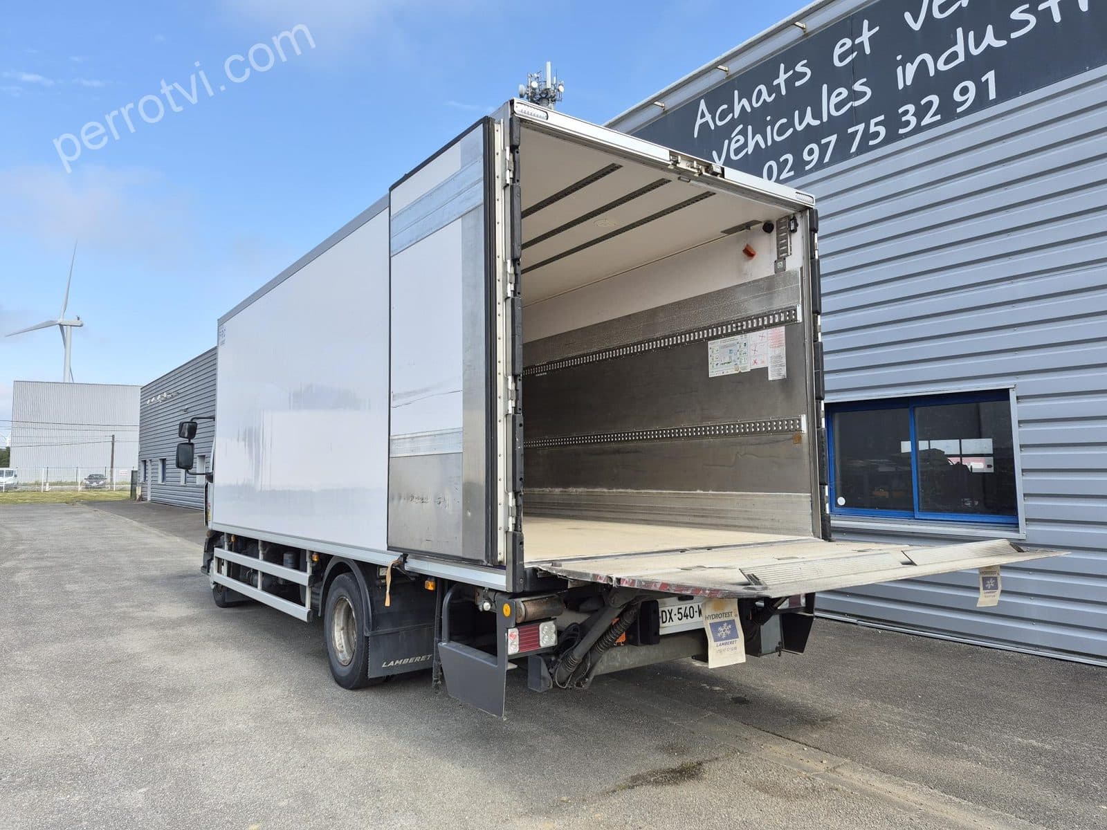 RENAULT D 240 14T