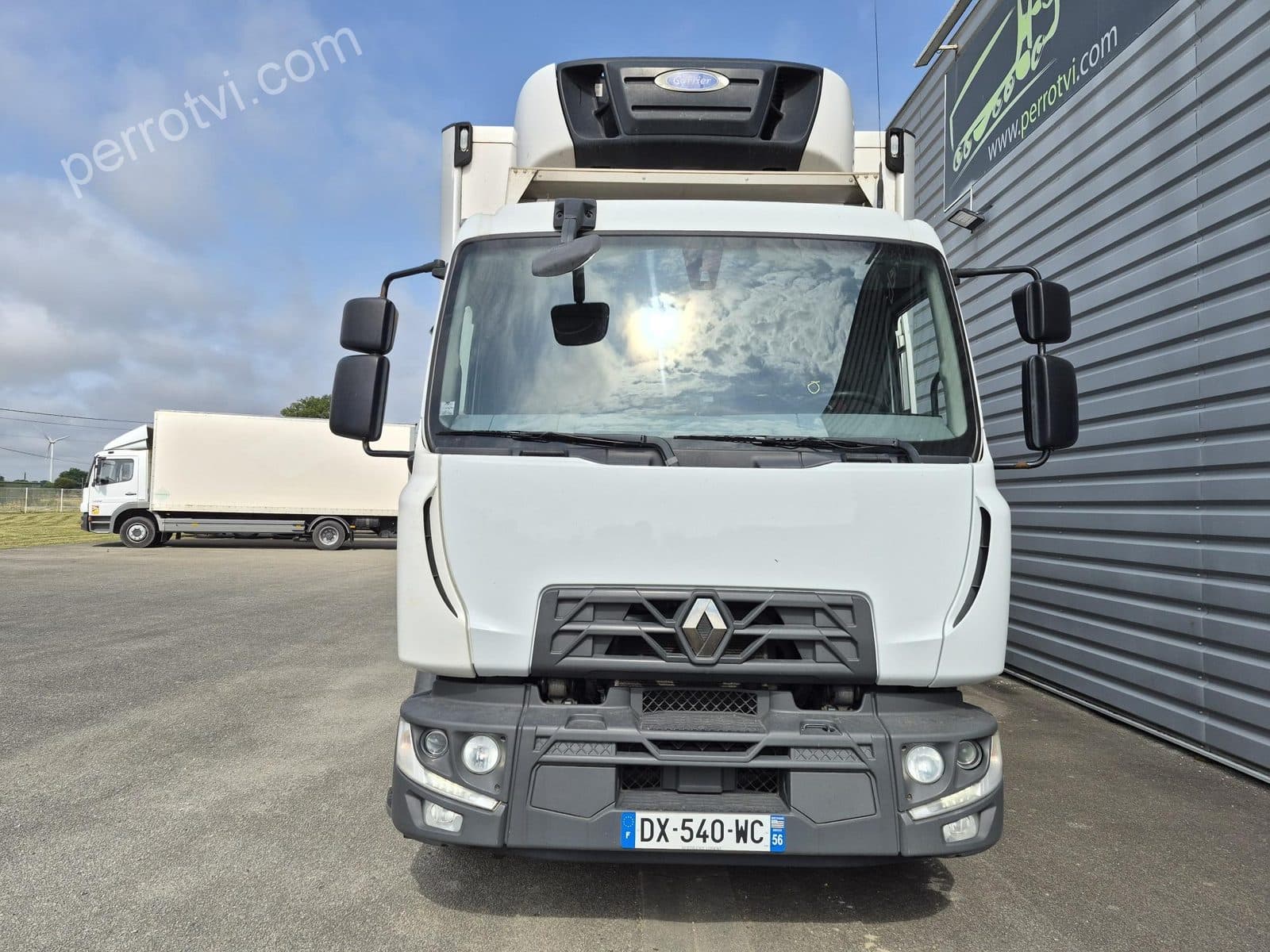 RENAULT D 240 14T