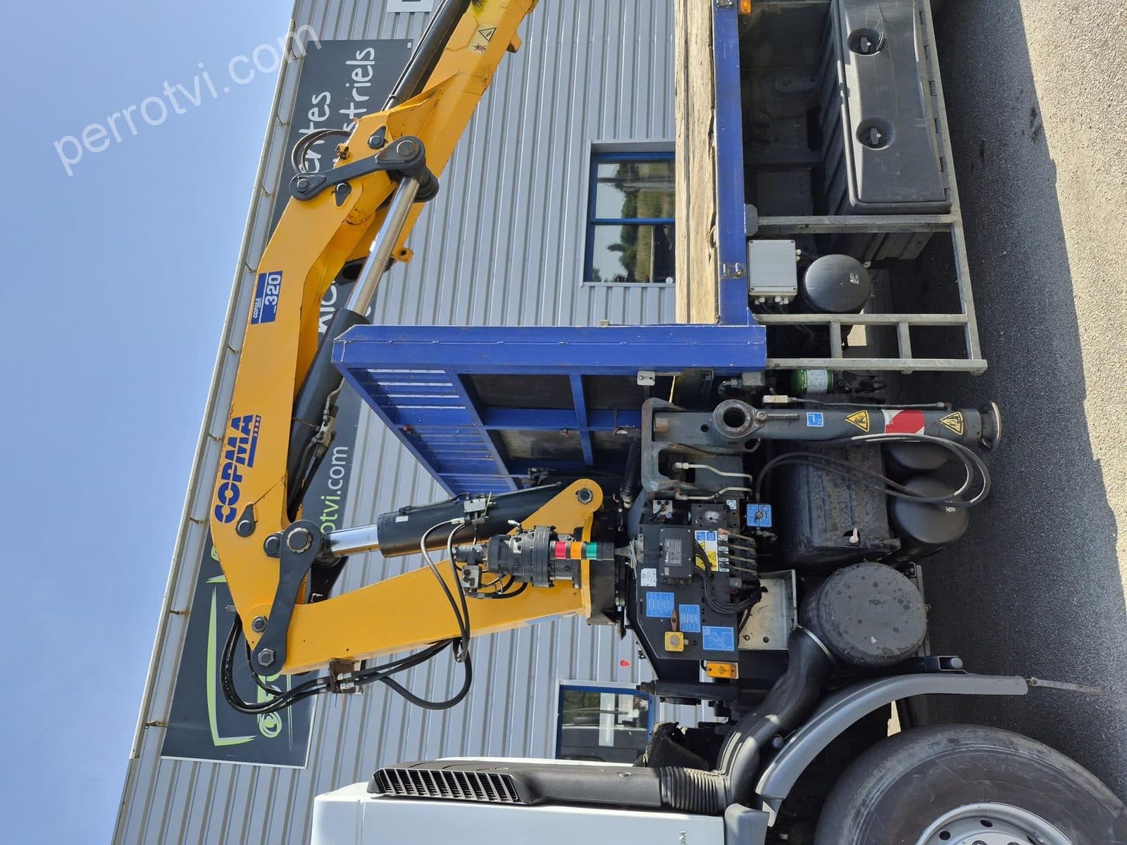 RENAULT PREMIUM 370 DXI 6X2