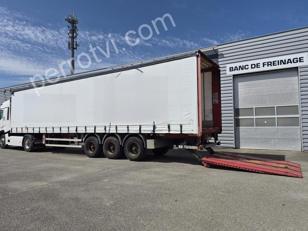 FRUEHAUF SEMI BACHE + HAYON 2012