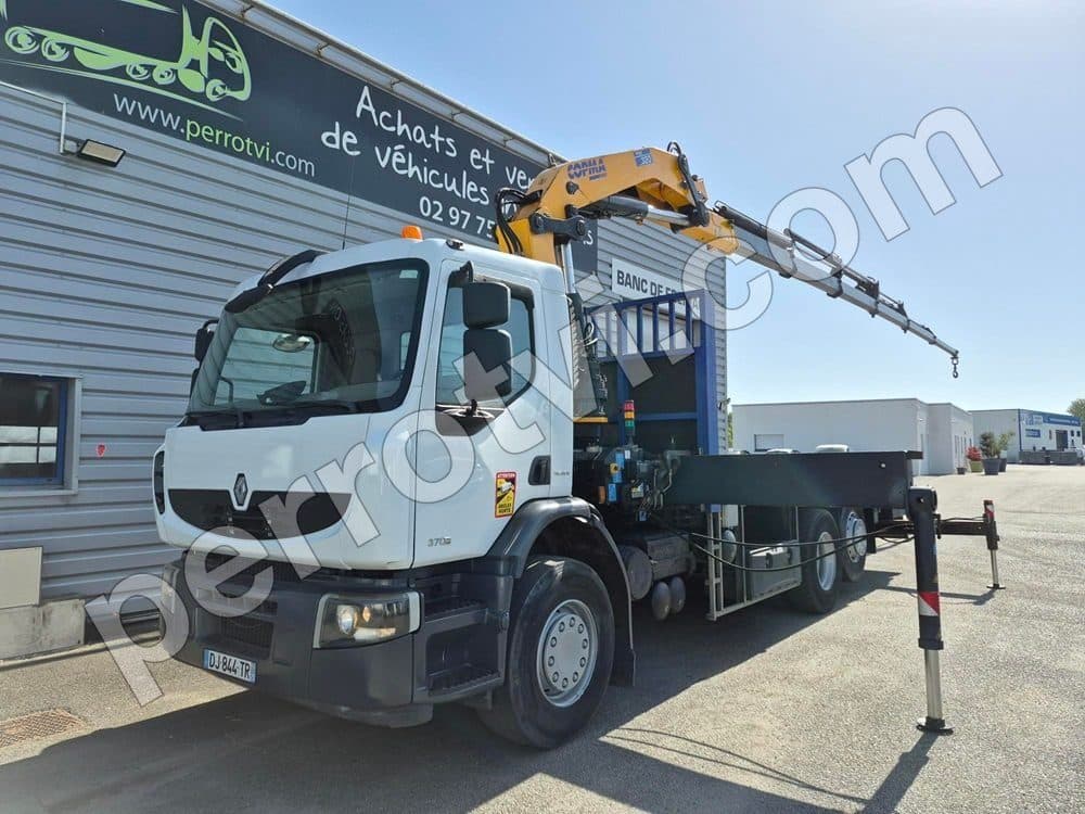 RENAULT PREMIUM 370 DXI 6X2 d'occasion — PERROT V.I. (Buléon, Morbihan)