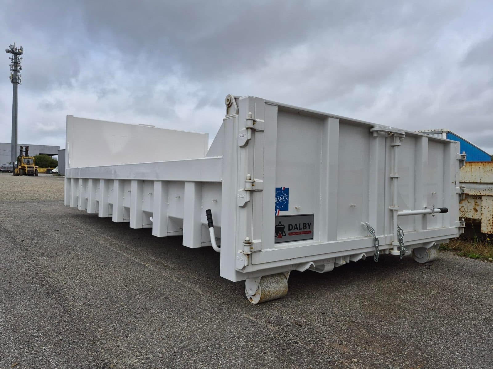 CAISSON DALBY NEUF 2025 3