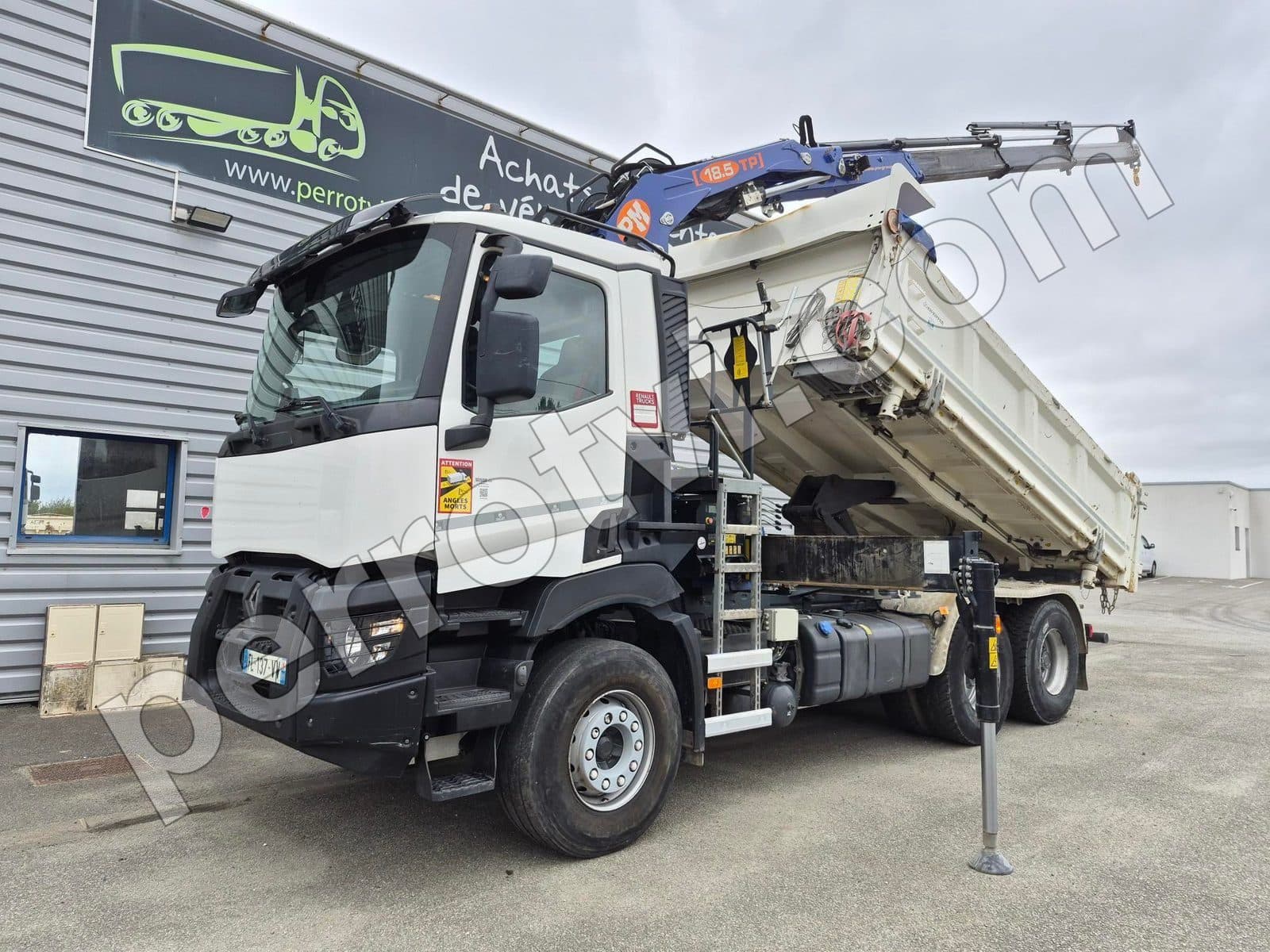 RENAULT C460 13L 6X4 d'occasion — PERROT V.I. (Buléon, Morbihan)