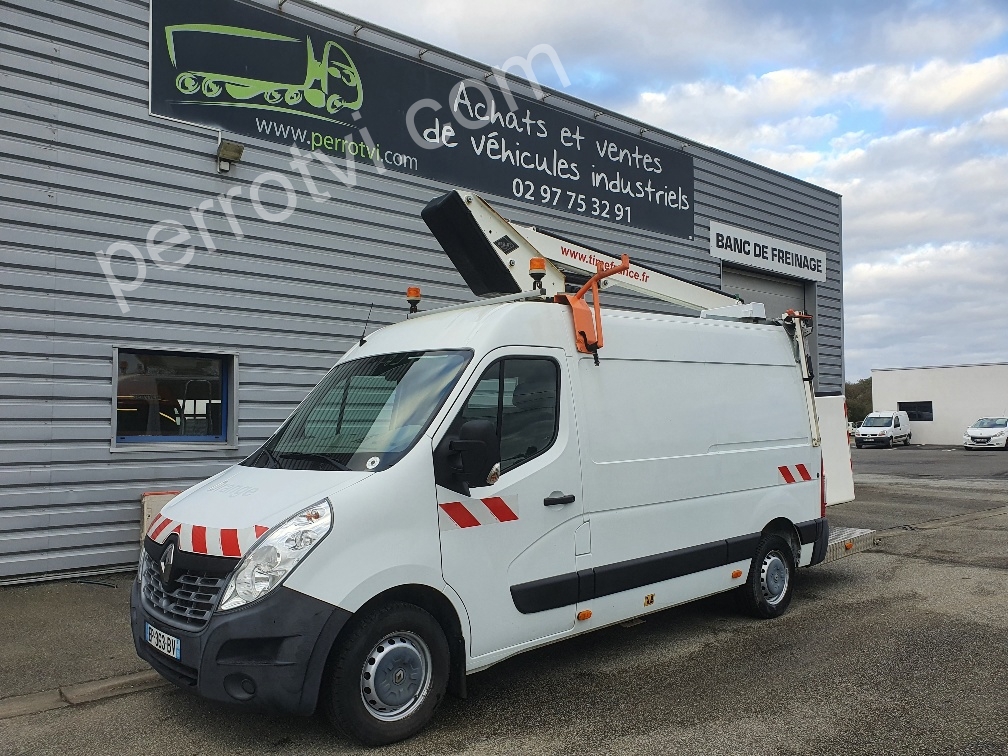 porteur RENAULT MASTER 130