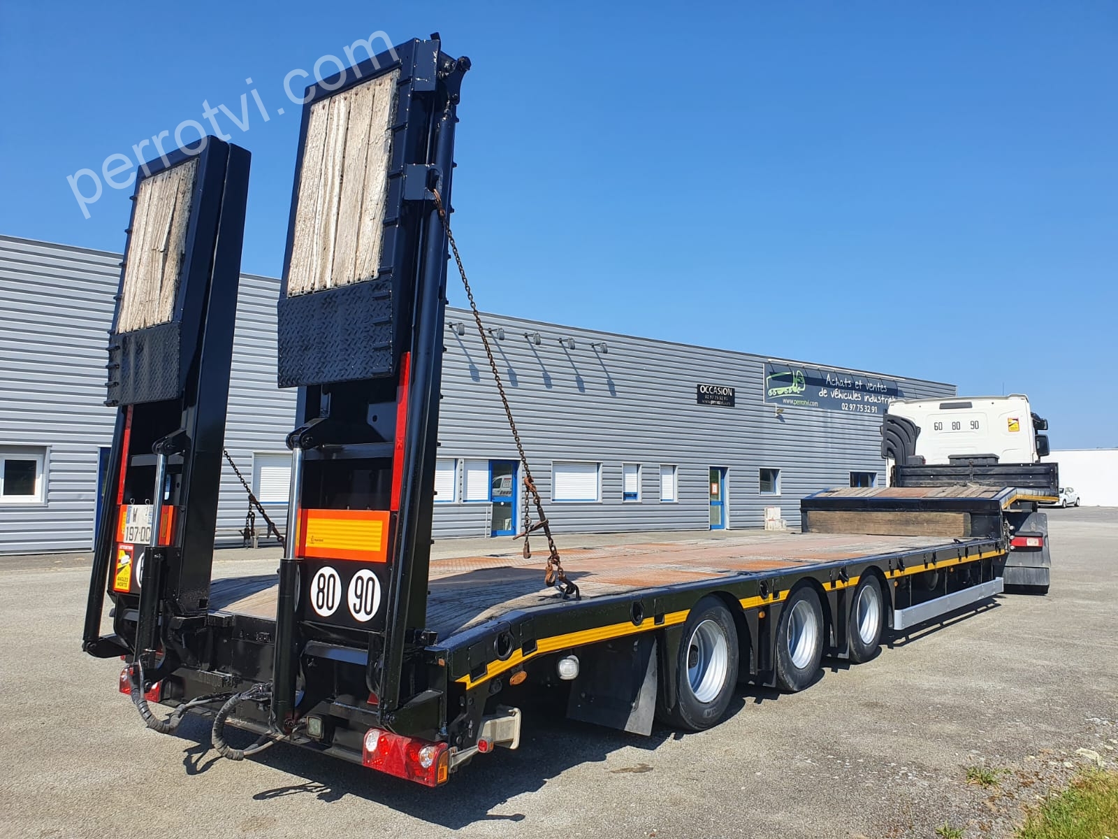 RENAULT PORTE ENGINS photo 1