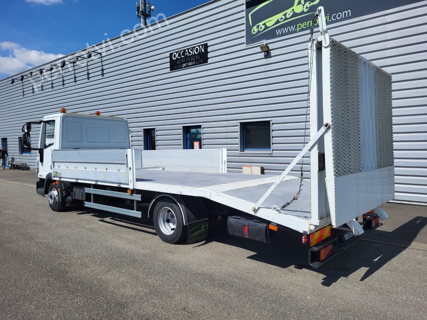 VOLVO EUROCARGO 80E22 photo 2
