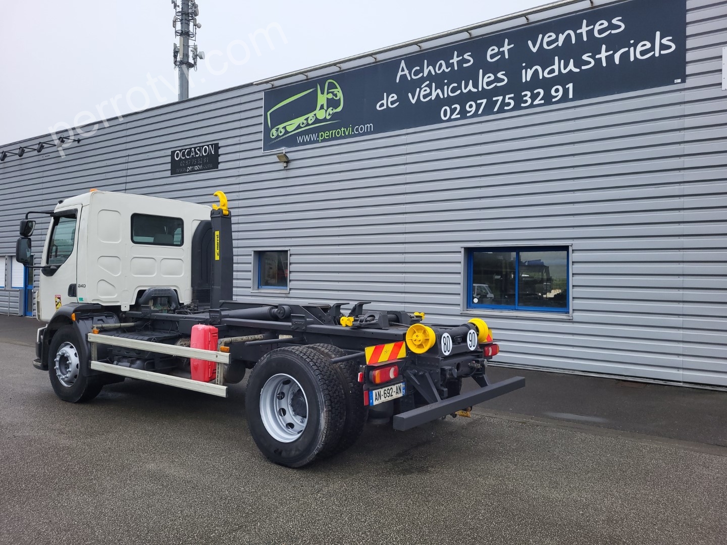 VOLVO FL 240 photo 2