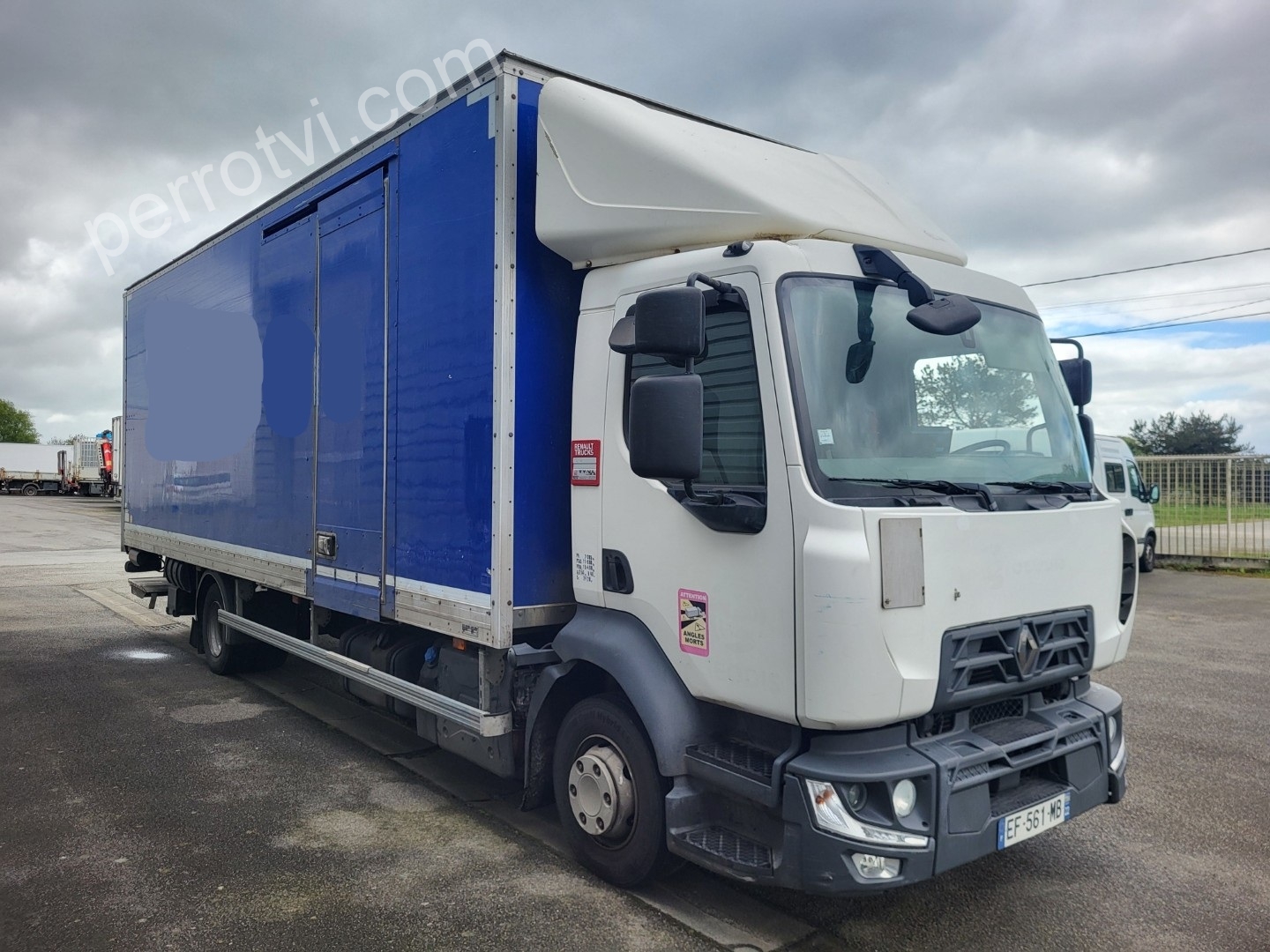 porteur RENAULT D12 4x2