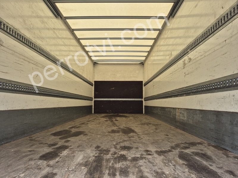VOLVO LF 230 photo 5