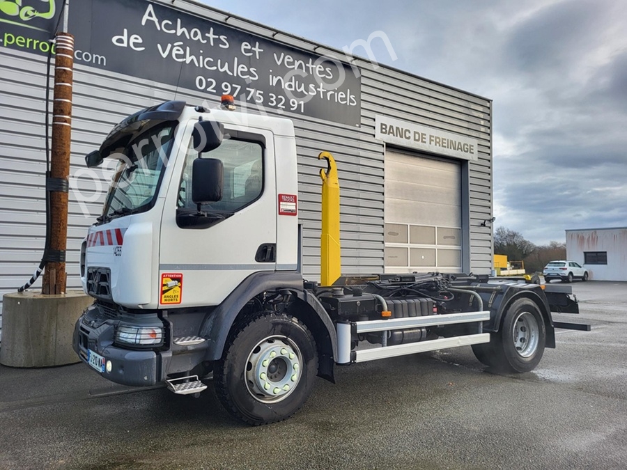 porteur RENAULT D13 240