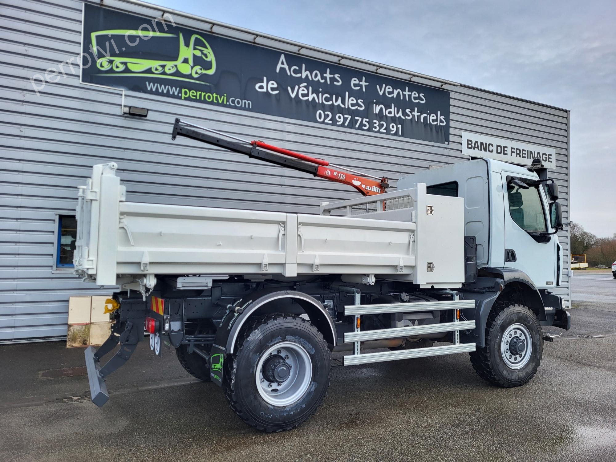 VOLVO MIDLUM 220 DXI photo 5