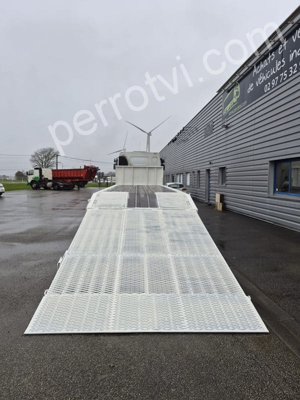 VOLVO PREMIUM LANDER 430 DXI photo 3