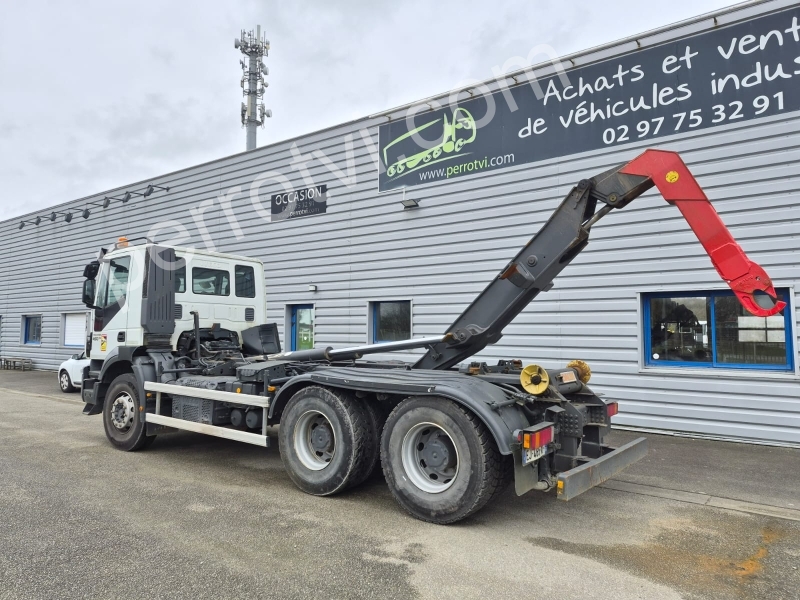 VOLVO TRAKKER 450 photo 3