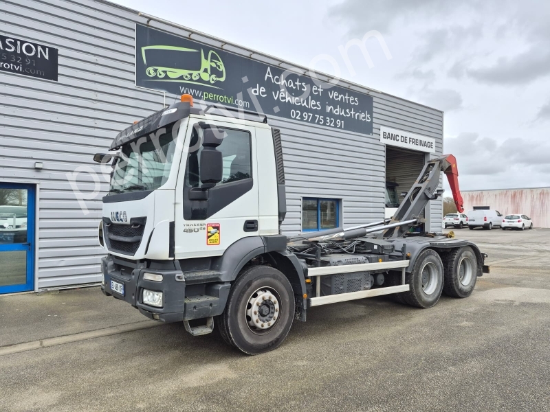 porteur IVECO TRAKKER 450