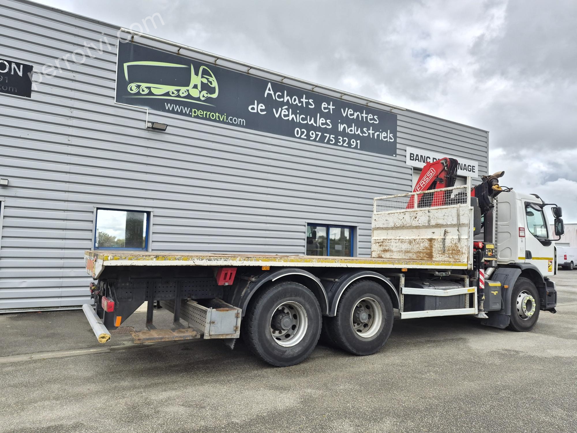 TECNOKAR C 320 6X4 photo 4