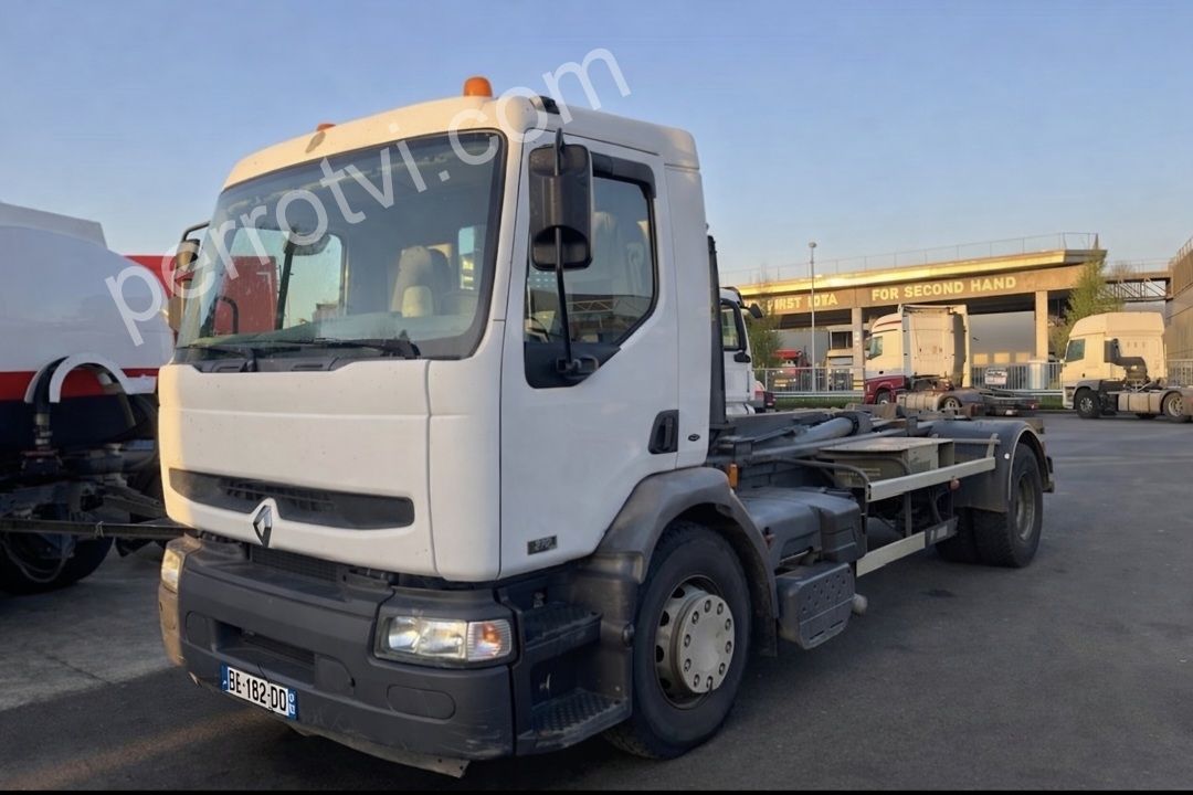 porteur RENAULT MIDLUM 270 DCI
