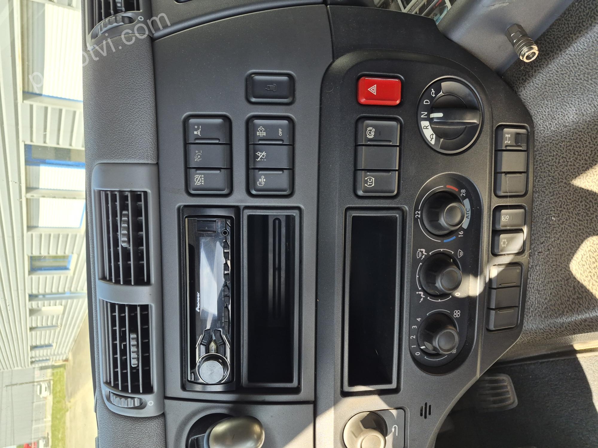 TECNOKAR CF 440 GRUE photo 6