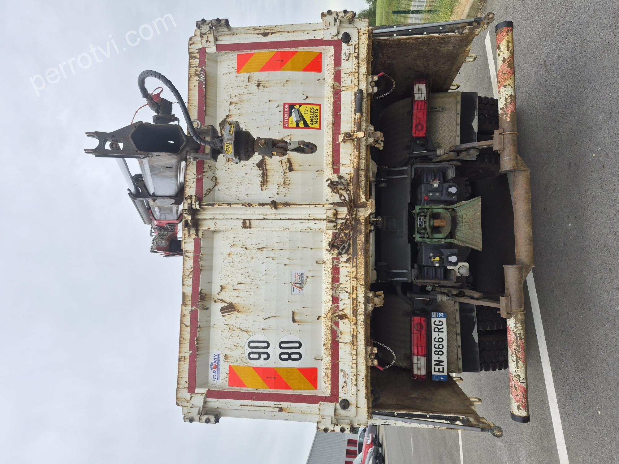 TECNOKAR C 380 6X4 photo 4