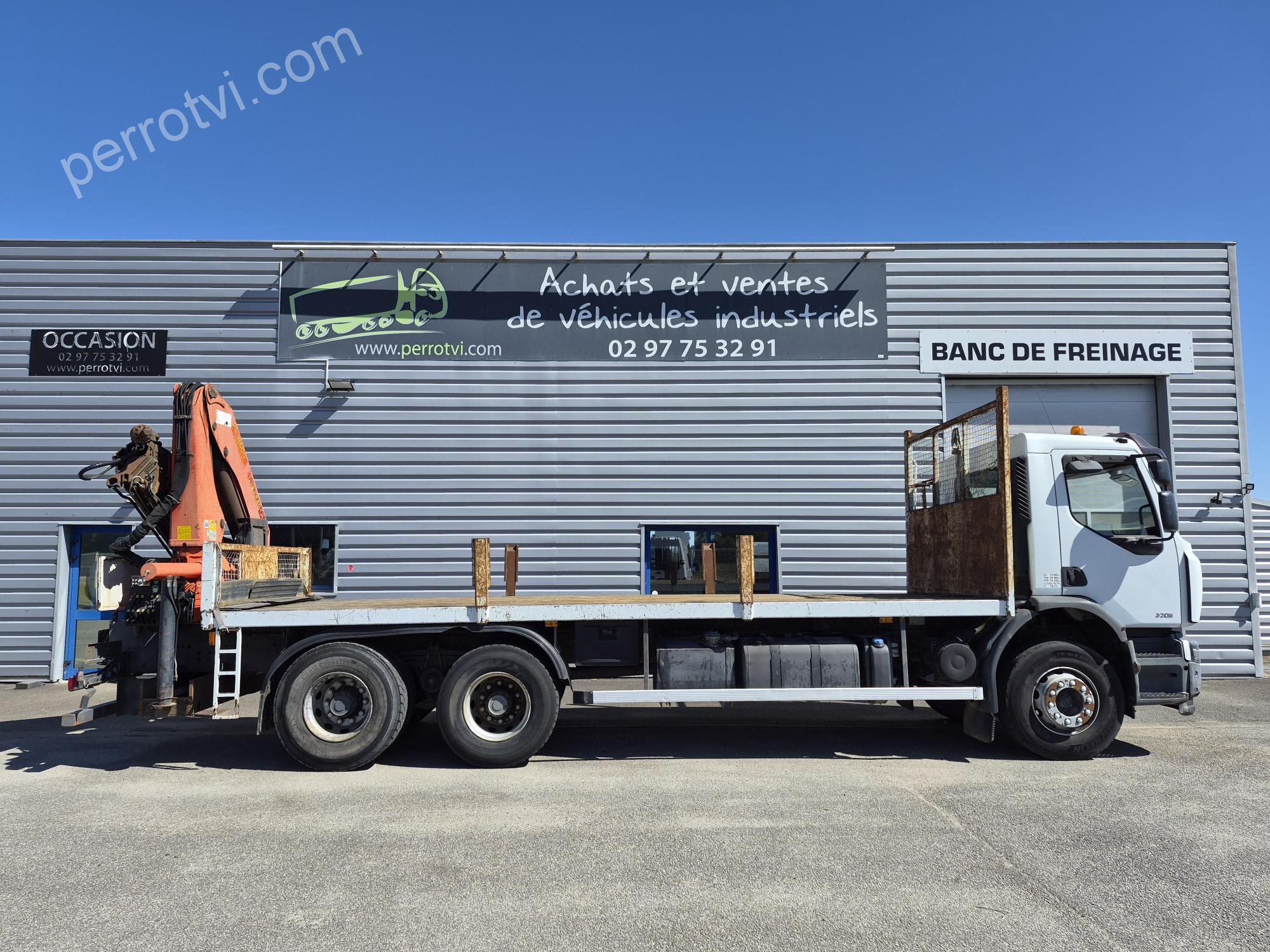 TECNOKAR PREMIUM LANDER 320 DXI photo 4