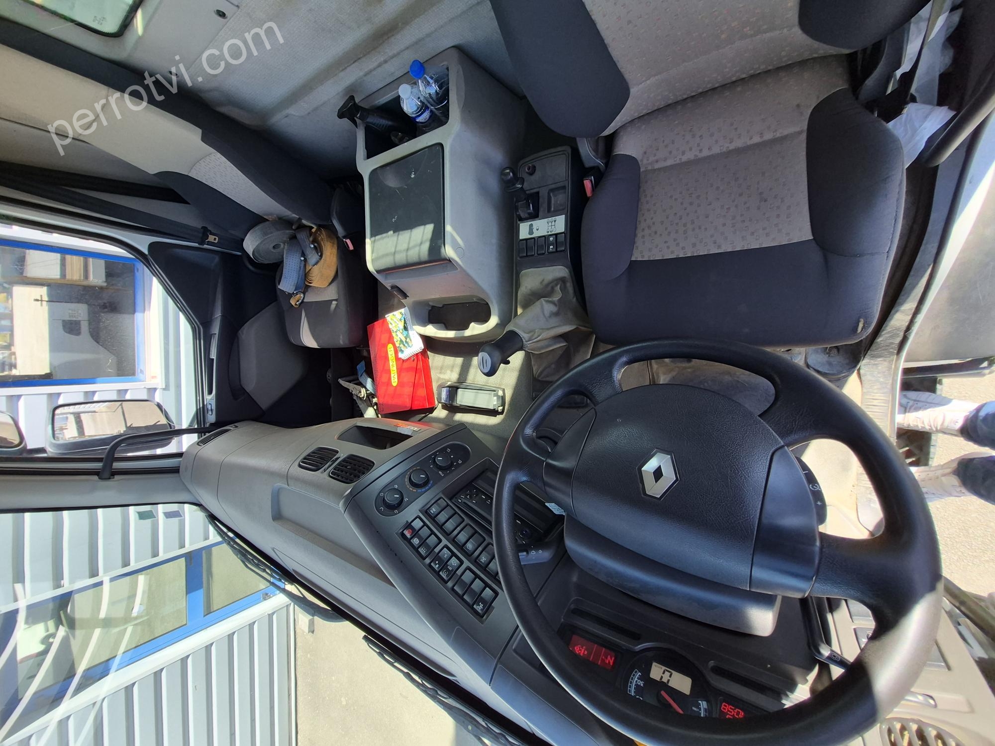 TECNOKAR PREMIUM LANDER 320 DXI photo 6